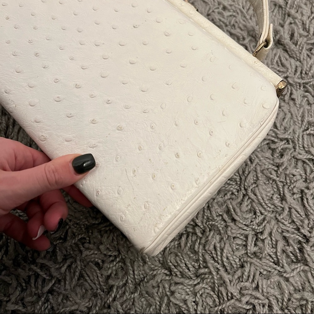 Vintage Dobbie Bags White Purse - Picture 7 of 16